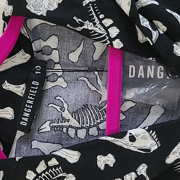 Dress - Picture 2 of 4